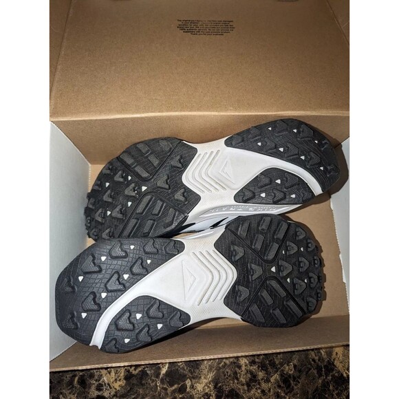 NWB - Size 10 Mens - Nike ZoomX Zegama Trail Black White - Picture 3 of 7
